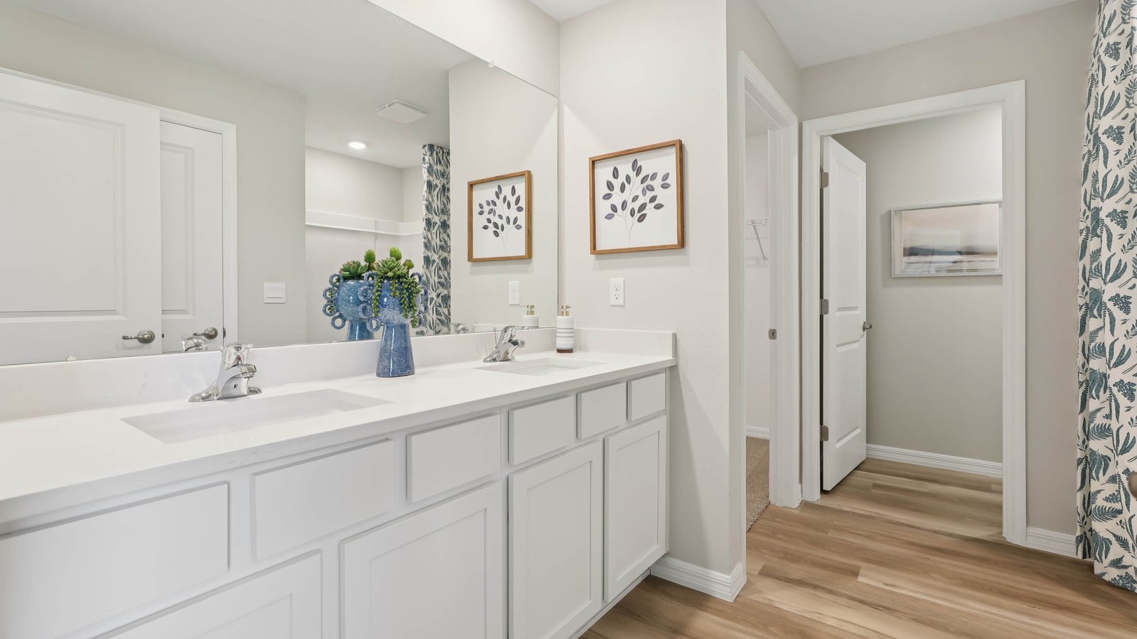 Lakeside plan — new D.R. Horton home in McGinley Landing