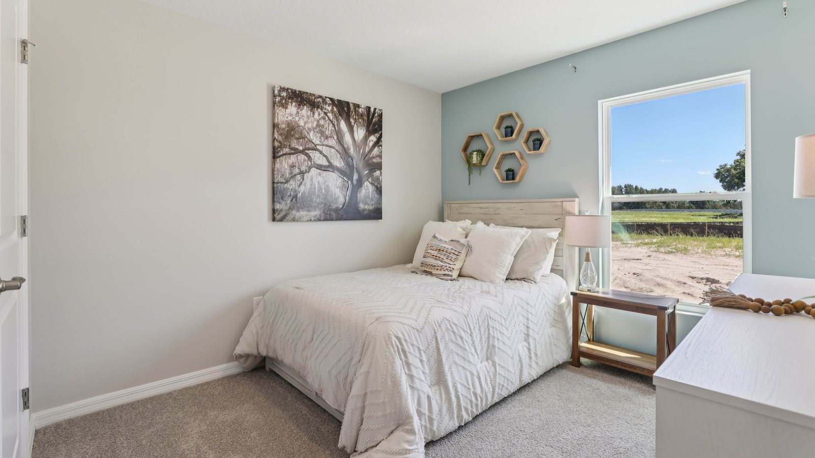 Lakeside plan — new D.R. Horton home in McGinley Landing