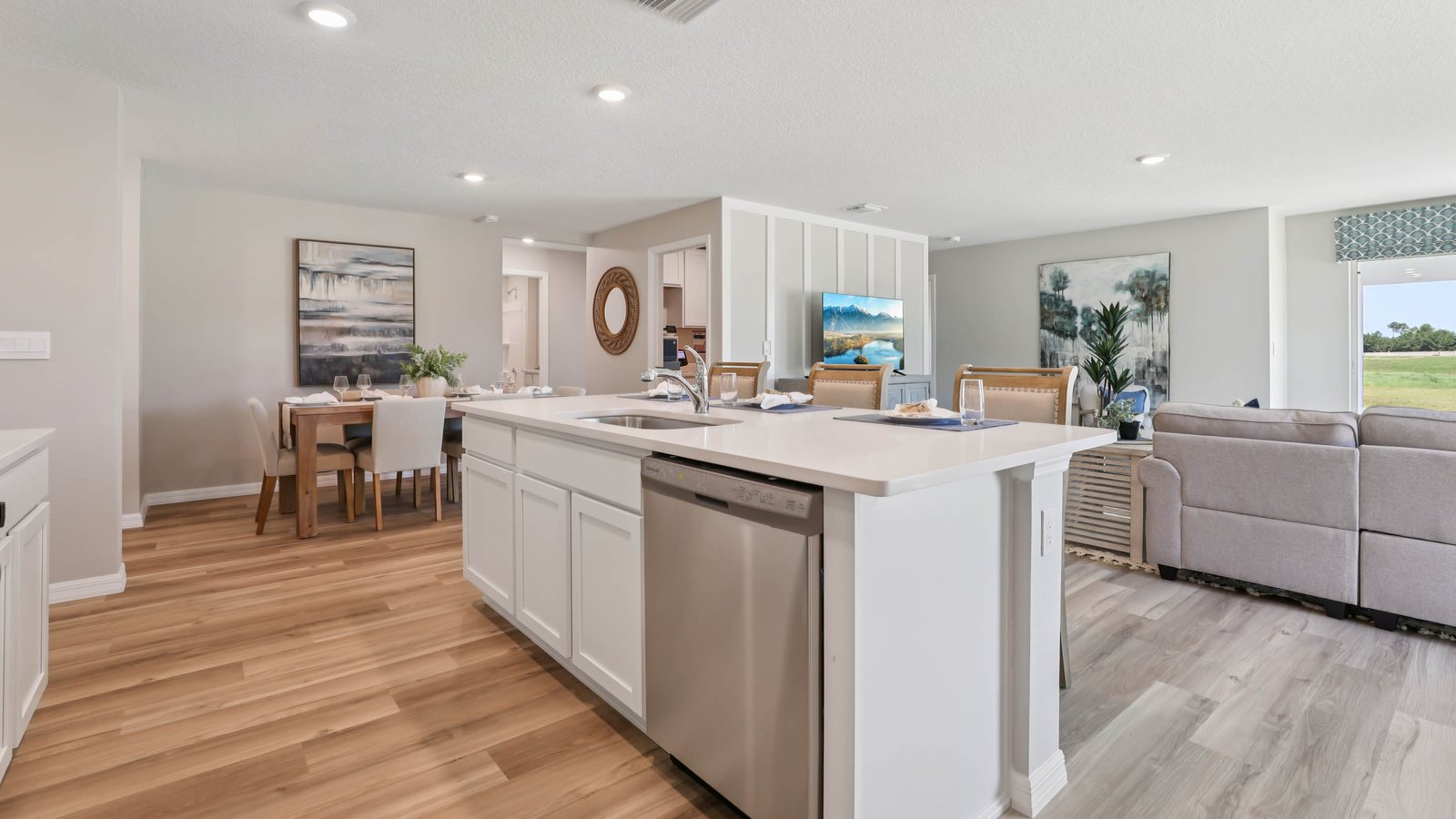 Lakeside plan — new D.R. Horton home in Fletcher Trace