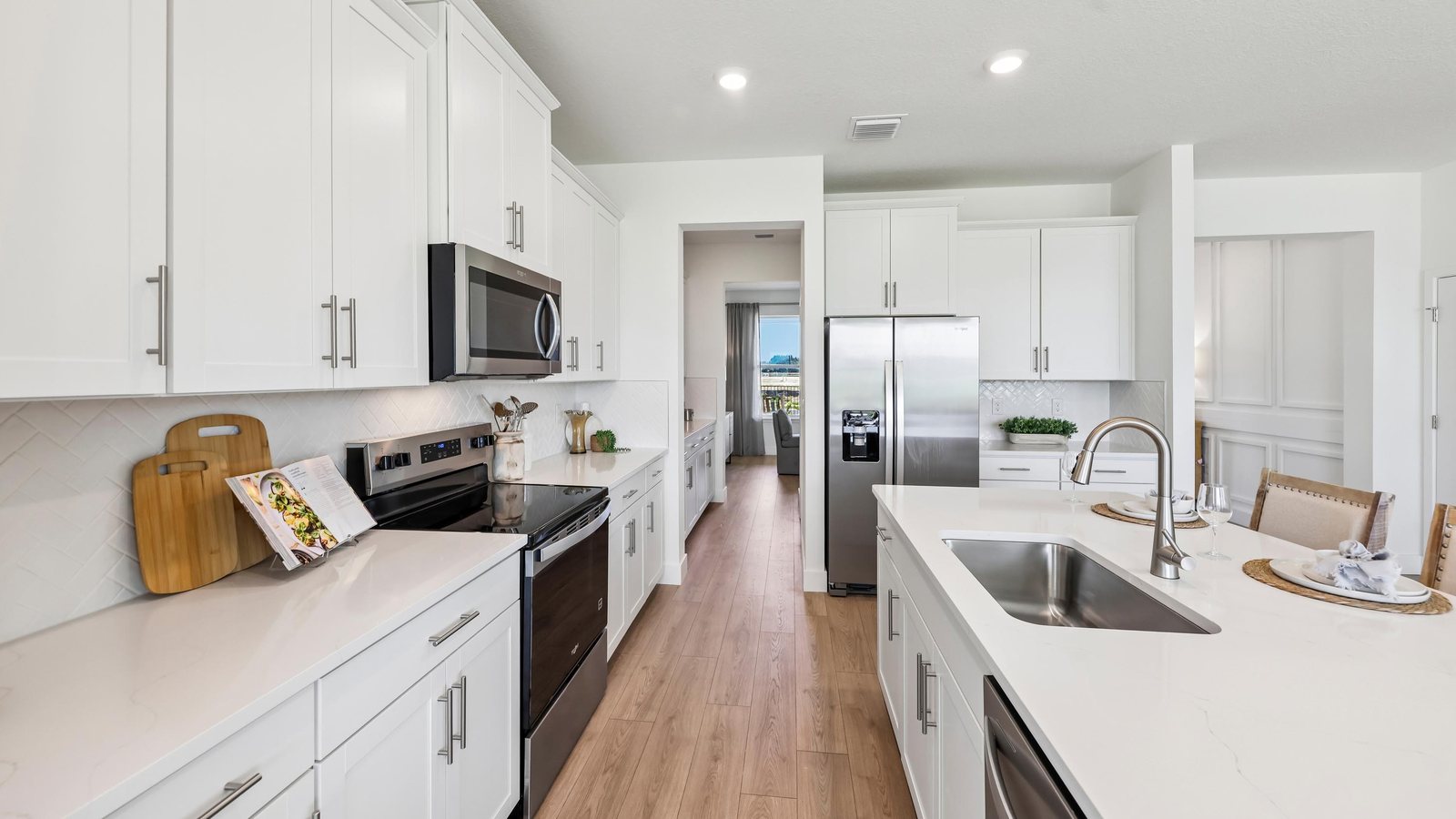 Holden plan — new D.R. Horton home in Tartan Farms