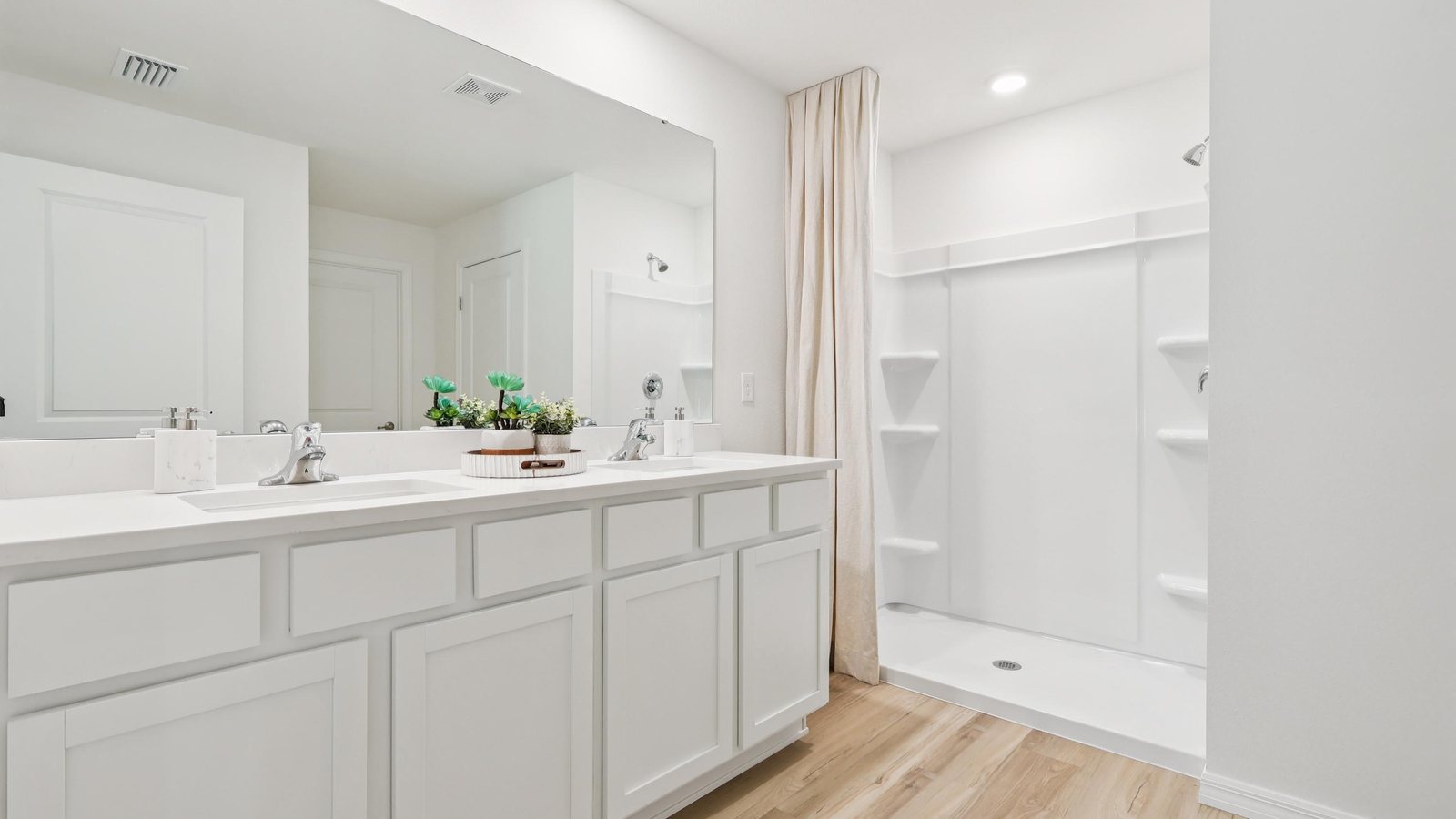 Cali plan — new D.R. Horton home in Ridge at Heath Brook