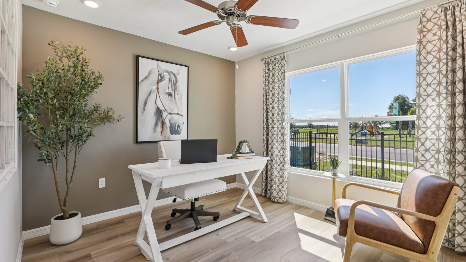 Lakeside plan — new D.R. Horton home in Emerson Pointe