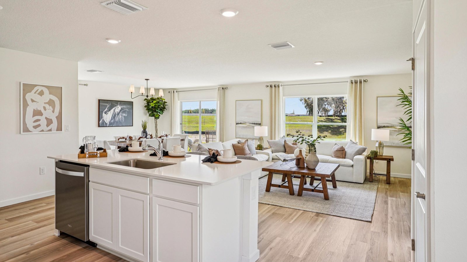 Elston plan — new D.R. Horton home in Tartan Farms