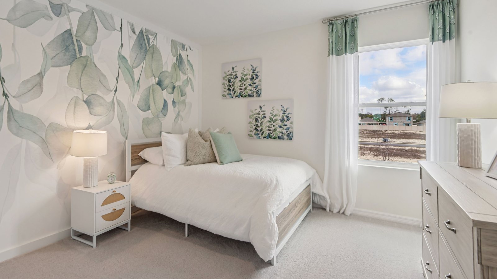 Coral plan — new D.R. Horton home in Waterford