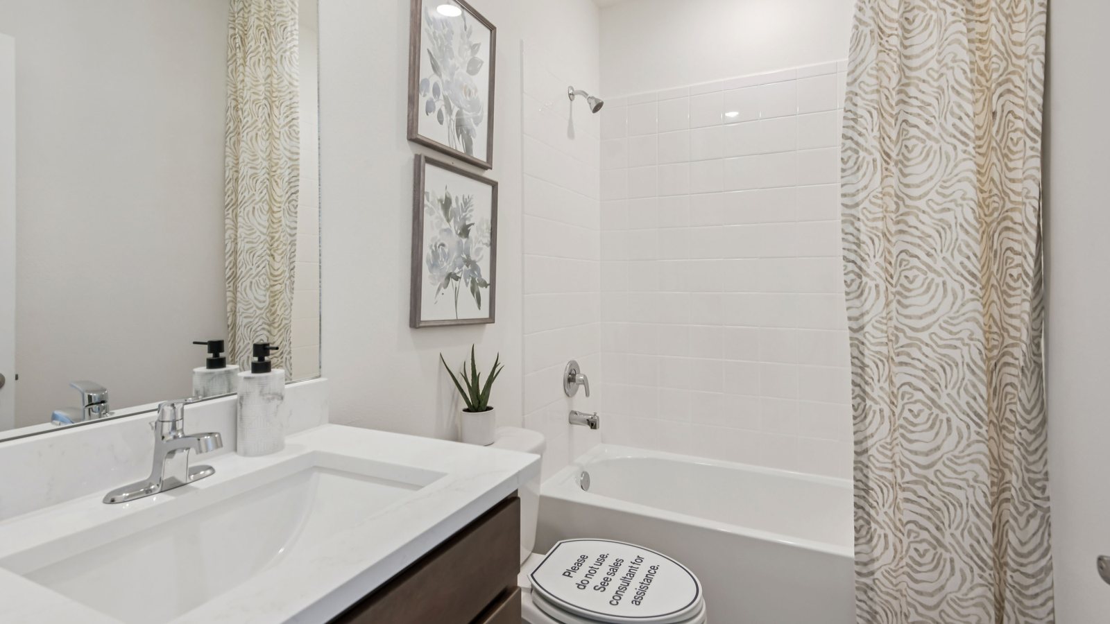 Coral plan — new D.R. Horton home in Waterford