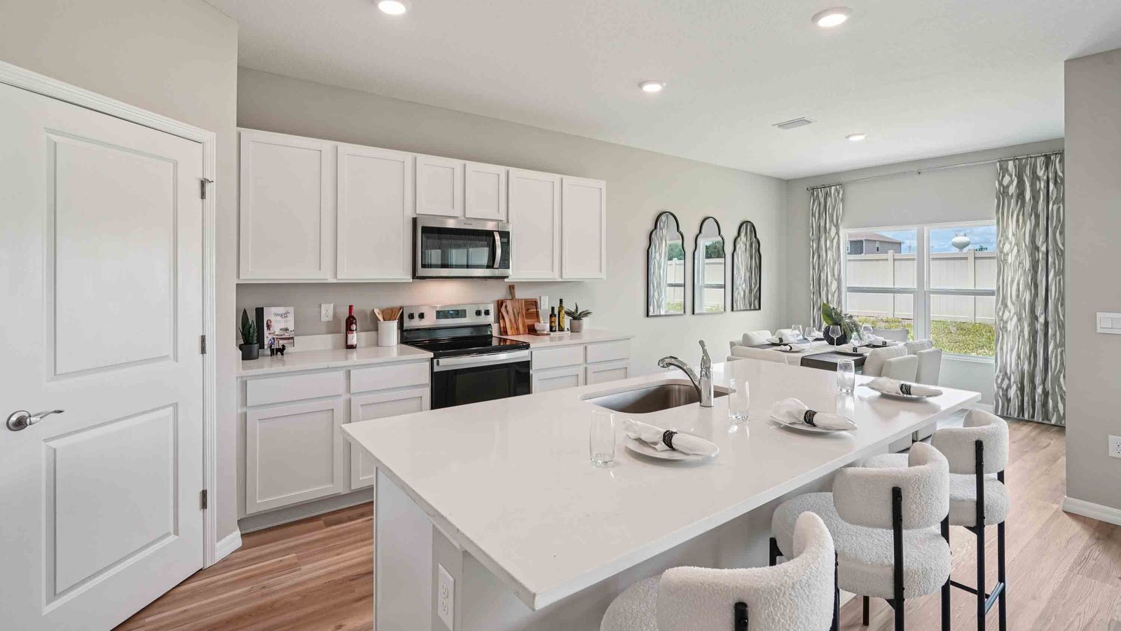 Madison plan — new D.R. Horton home in Oaks Preserve