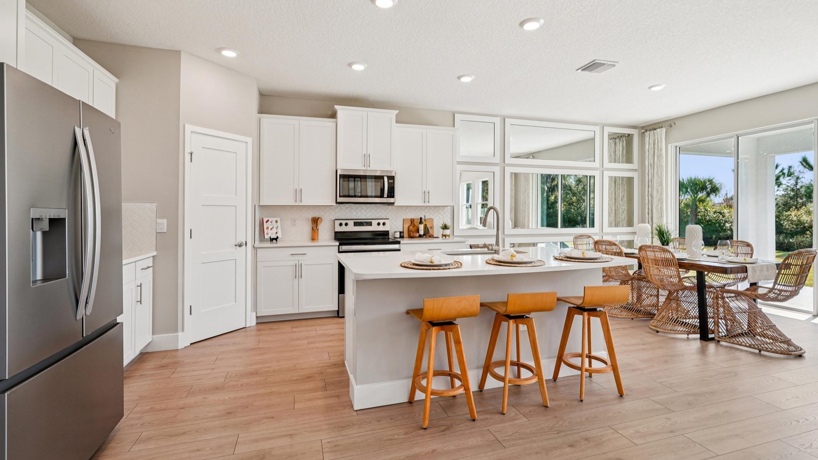 Coral plan — new D.R. Horton home in Ridge at Heath Brook