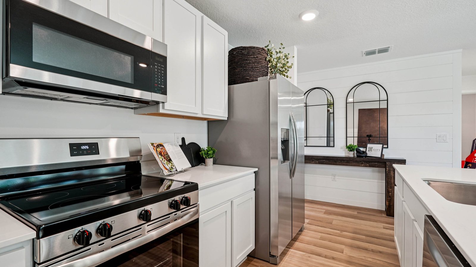 Cameron plan — new D.R. Horton home in Derby Creek