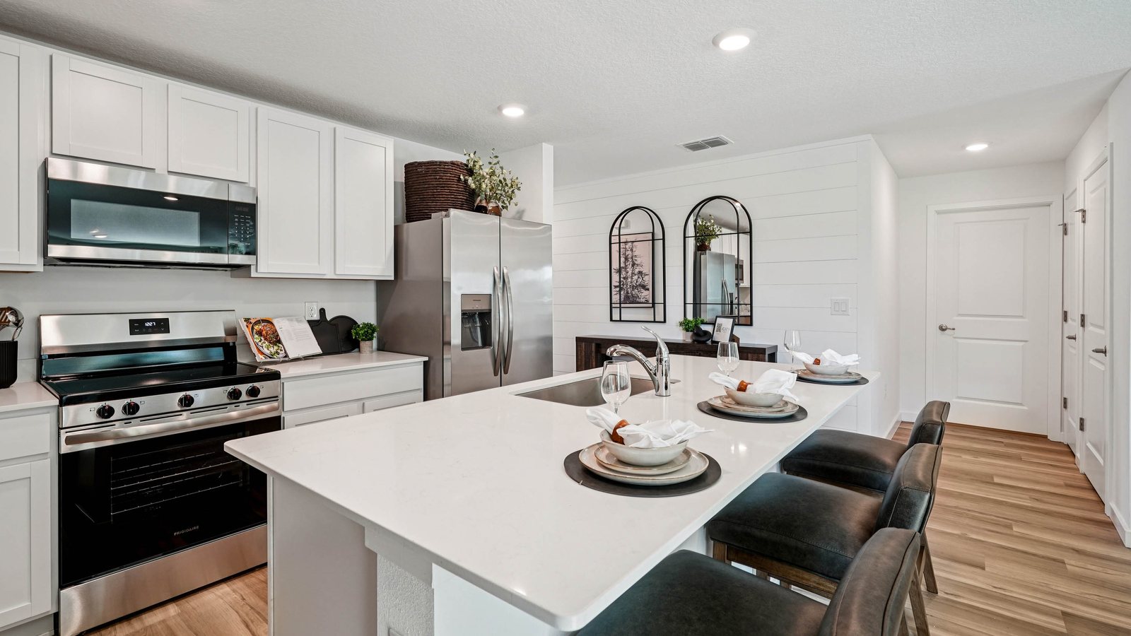 Cameron plan — new D.R. Horton home in Derby Creek