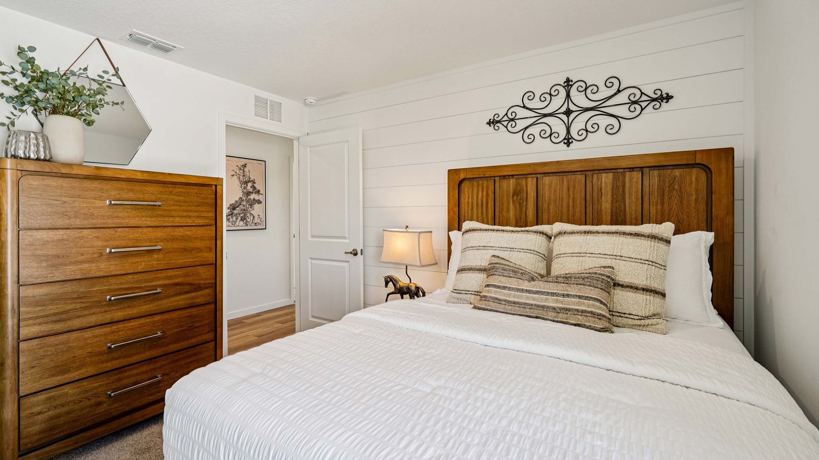 Cameron plan — new D.R. Horton home in Derby Creek