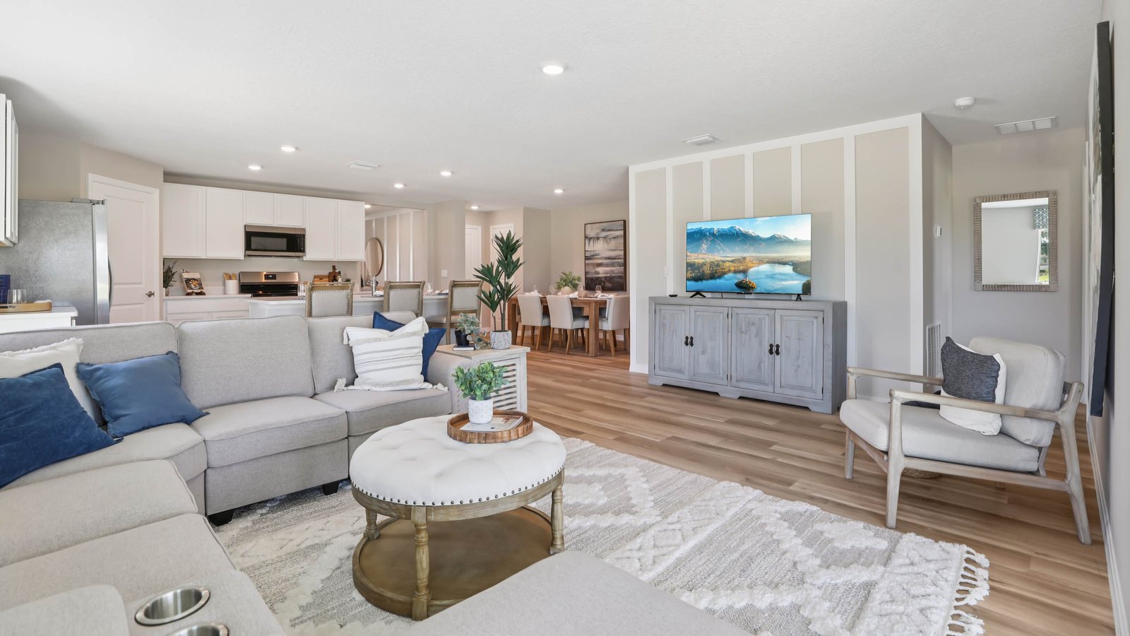Lakeside plan — new D.R. Horton home in Emerson Pointe