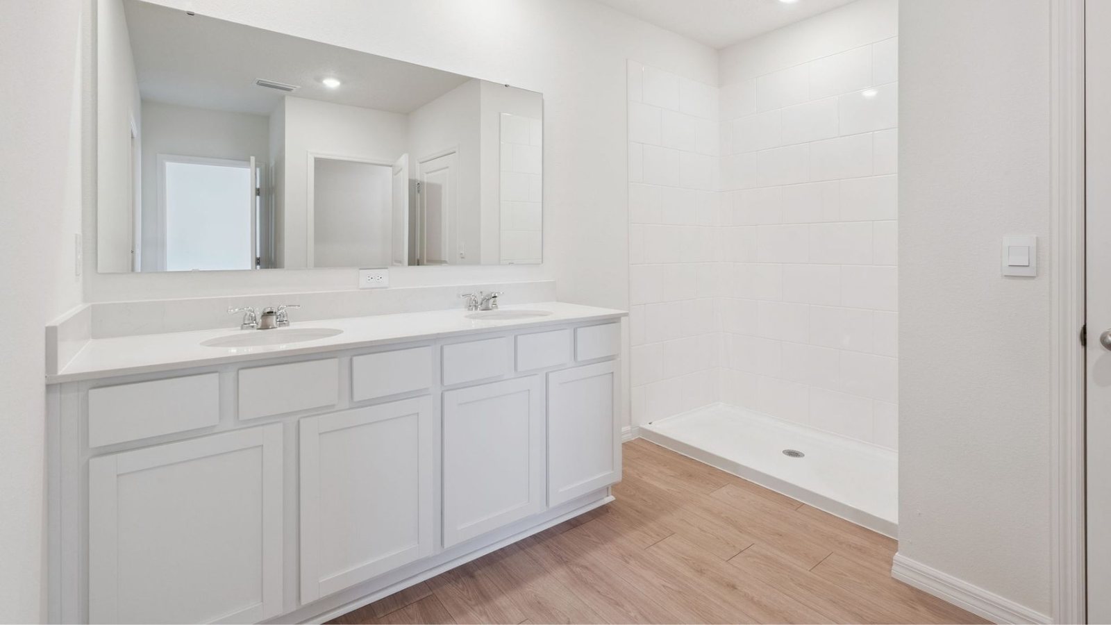 Denham plan — new D.R. Horton home in Avalon Woods