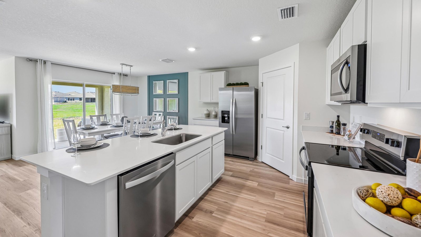 Cali plan — new D.R. Horton home in Citrus Springs