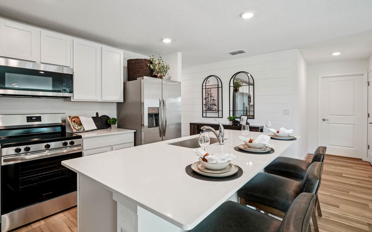 Cameron plan — new D.R. Horton home in Somerset Bay