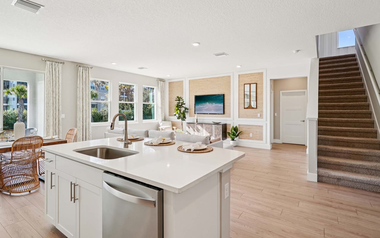 Coral plan — new D.R. Horton home in Oaks Preserve